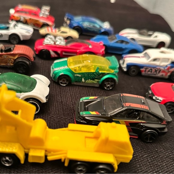 Good Lot Hotwheels Collectable Cars, Deluxe Roadster Jaguar  Micromachine More! - Picture 7 of 12